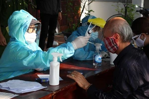 Đà Nẵng nói về việc mua máy xét nghiệm chỉ 1,4 tỉ