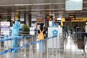 Đà Nẵng đề nghị mở lại tàu hỏa, máy bay đi và đến TP