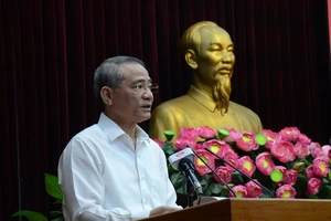 Thành ủy Đà Nẵng: Giảm thiểu mức tăng trưởng âm năm 2020