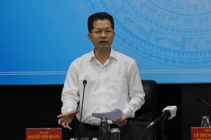 Bí thư Đà Nẵng: Phải cấm người dân ra đường trong bão số 9