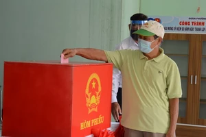 Đà Nẵng: Người cách ly sẽ được bỏ phiếu bầu cử trước cửa nhà