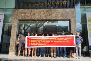 Cư dân F-Home tại Đà Nẵng lại căng băng rôn đòi sổ hồng