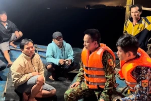 Tàu cá va chạm tàu hàng ở vùng biển Đà Nẵng, 1 ngư dân mất tích