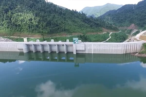 1 dòng sông nhưng có đến 3 bộ cùng quản lý