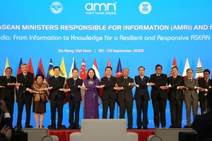 Truyền thông, mạng xã hội phải cung cấp tri thức và sự thấu hiểu