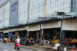 Chốt phương án giá cho thuê mặt bằng tại Chợ siêu thị Đà Nẵng.