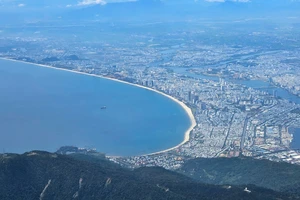 Chủ tịch nước tặng thưởng Huân chương Lao động hạng Nhất cho TP Đà Nẵng