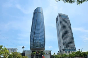 Đà Nẵng: Cán bộ không được tham gia các đoàn đi nước ngoài do doanh nghiệp tổ chức