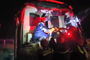 Xuyên đêm cứu người trên xe khách gặp nạn tại cao tốc Đà Nẵng – Quảng Ngãi