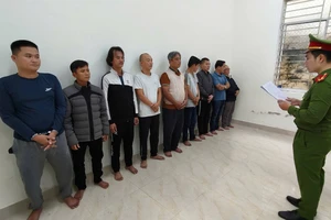 Đà Nẵng: Vừa ra quân trấn áp tội phạm, triệt phá ngay đường dây cá độ hơn 400 tỉ