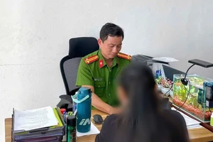 Giả danh giảng viên chiêu dụ du học Úc để bắt cóc online