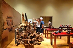 Chiêm ngưỡng 200 tuyệt tác trầm hương xứ Quảng tại Bảo tàng Đà Nẵng