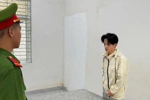 Bất ngờ với danh tính 'cô đồng' 25 tuổi vừa bị công an Đà Nẵng bắt