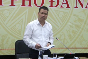 Khu thương mại tự do chồng lấn mỏ đất, Chủ tịch Đà Nẵng chỉ đạo nóng