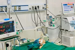 Nghệ An: Uống nhầm thuốc chống trầm cảm, ba chị em nguy kịch