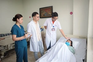 Đau đầu dữ dội nhiều tuần, bé 9 tuổi được phát hiện u màng não 