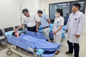 Hơn 350 công nhân bị ngộ độc ở Vĩnh Phúc: Bộ Y tế chỉ đạo khẩn