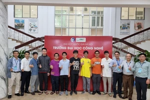 Việt Nam giành 1 huy chương Vàng Olympic Tin học châu Á