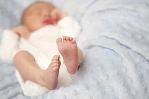 Bộ Y tế: Tài khoản facebook tuyên truyền sinh con thuận tự nhiên đã xin lỗi, xóa bài