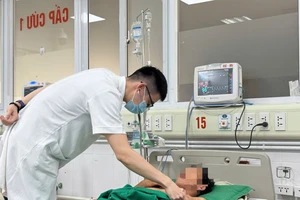 Suy gan, tan máu nặng do tái sốt rét sau hơn 20 năm