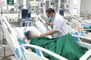 Người phụ nữ nguy kịch do bị sốt rét sau chuyến công tác nước ngoài