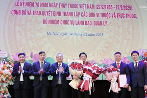 Giám đốc Bệnh viện Phụ sản trung ương làm Phó Hiệu trưởng Trường Đại học Y Dược