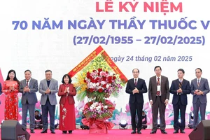 Chủ tịch Hà Nội Trần Sỹ Thanh giao 5 nhiệm vụ cho ngành y tế Thủ đô