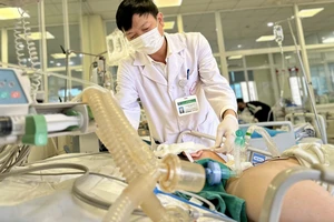 Người phụ nữ hơn 100kg bất ngờ hôn mê sâu, nguy kịch sau khi uống rượu