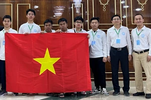 6 học sinh Việt Nam giành huy chương Vàng Olympic Giao lưu toán học