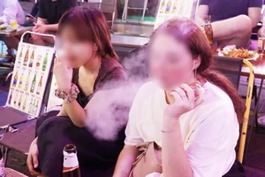 Không ngăn người khác hút thuốc lá điện tử có thể bị phạt đến 10 triệu đồng