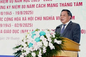 Hà Nội: Không để xảy ra lợi ích nhóm trong bữa ăn bán trú của học sinh