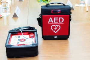 Tin vui: Việt Nam sẽ đặt máy khử rung tim tự động trong cộng đồng