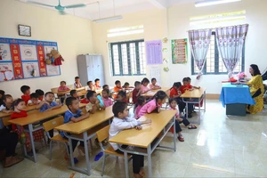 Giáo viên dạy thêm giờ được hưởng lương 150%