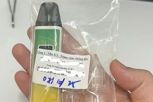 Co giật, sùi bọt mép sau khi dùng thuốc lá điện tử chứa ma túy