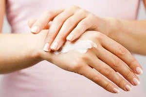 Thu hồi, ngừng kinh doanh trên toàn quốc 1 lô kem bôi da