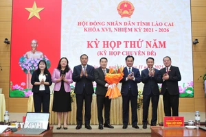 Ông Nguyễn Tuấn Anh giữ chức Chủ tịch UBND tỉnh Lào Cai