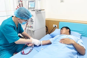 Thanh niên 20 tuổi bị suy thận gửi lời nhắn đến những người trẻ