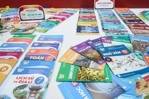 Cả nước dùng chung bộ sách giáo khoa: Bộ GD&ĐT nói gì?