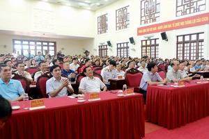 200 đại biểu hội ngộ trước giờ xuất bến thăm biển đảo Tây Nam