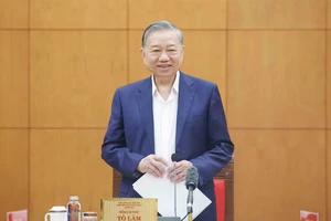 Tổng Bí thư: Khắc phục tình trạng 'thừa người quen việc cũ nhưng thiếu người làm việc mới'