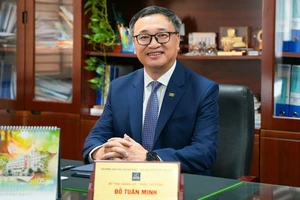 TS Đỗ Tuấn Minh làm Hiệu trưởng Trường Đại học Ngoại ngữ