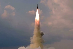 Báo cáo của LHQ cho biết Triều Tiên đánh cắp tiền điện tử để phát triển chương trình hạt nhân. Ảnh: AFP/KCNA