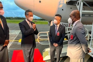 Bộ trưởng Ngoại giao Trung Quốc Vương Nghị tại Fiji. Ảnh: CHÍNH PHỦ FIJI