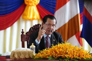 Ông Hun Sen nêu 2 nhiệm vụ lớn với thế hệ lãnh đạo mới của Campuchia