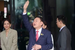 Ông Thaksin có thể xin hoàng gia Thái Lan ân xá 
