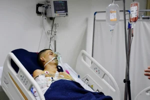 Syria: UAV tấn công lễ tốt nghiệp quân sự, 80 người chết 240 người bị thương 