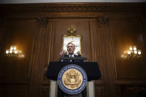 Cựu Chủ tịch Hạ viện Kevin McCarthy trong cuộc họp báo hôm 9-10. Ảnh: Francis Chung/POLITICO