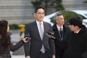 Chủ tịch Điện tử Samsung Lee Jae-yong có thể chịu án tù 5 năm