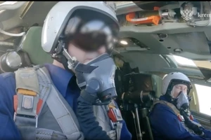 VIDEO: Ông Putin bay trên máy bay ném bom chiến lược Tu-160M 