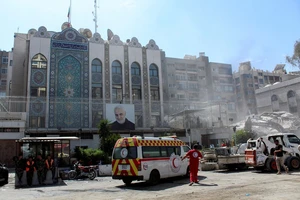 Iran doạ đánh Israel: Ông Biden nhắn đến 2 bên; Nga, Pháp, Anh ... có động thái